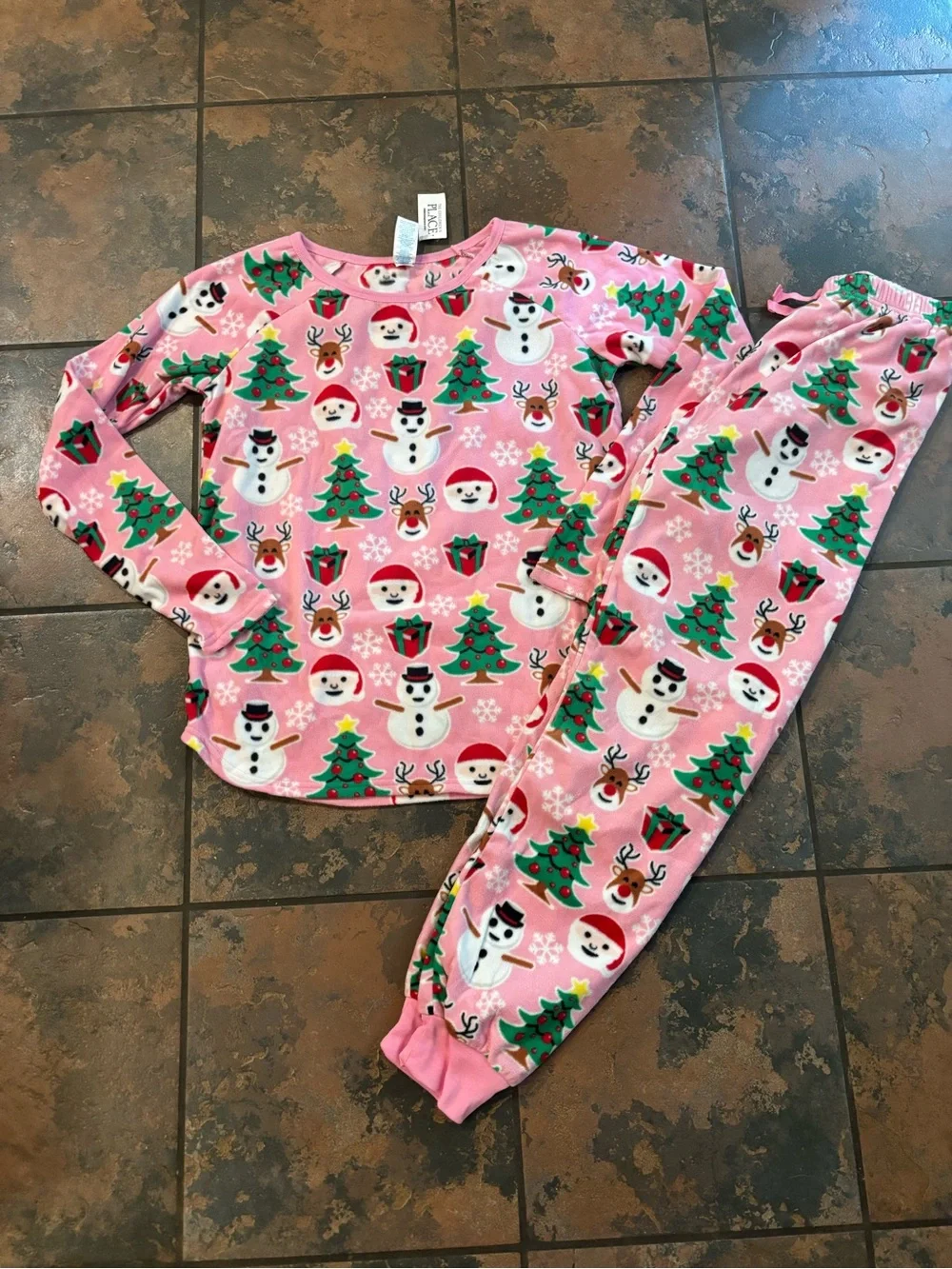 💜The Children's Place Pink Holiday Pajama Set with Snowmen & Trees
